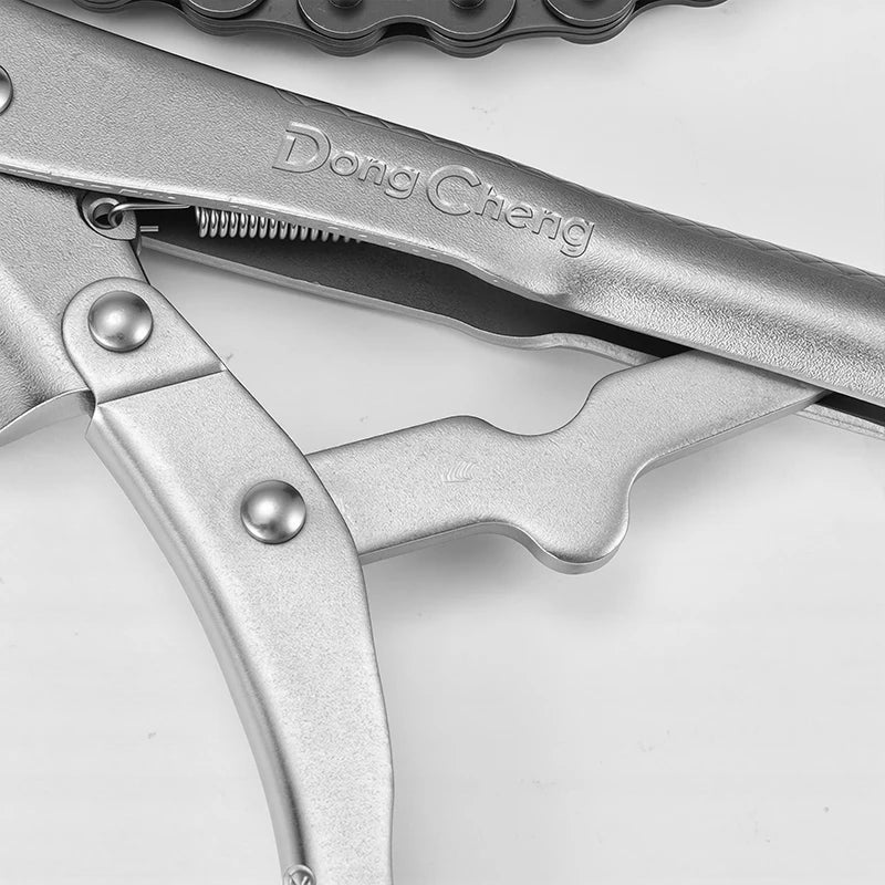 18 inch Clamp Pliers Locking Grip Wrench Pipe Wrench Versatile Chain Clamp Pliers for Mechanical Repairs Compound Leverage