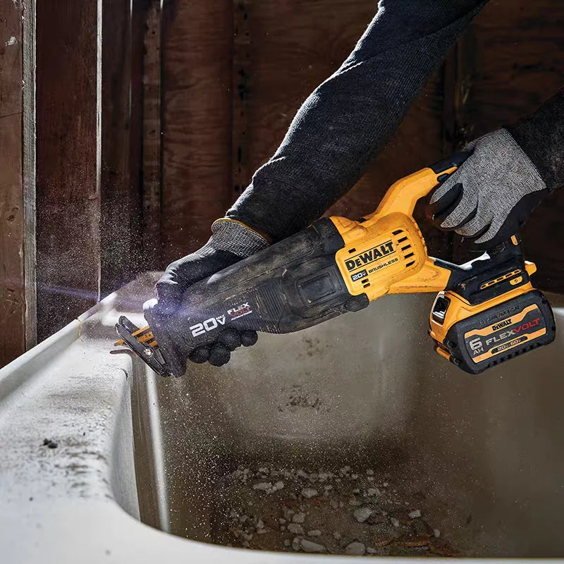 Reciprocating saw - a cordless saw suitable for heavy-duty cutting tasks