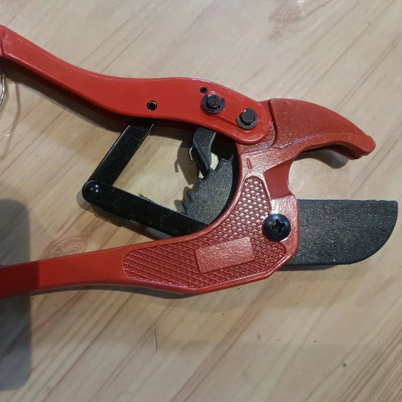 Pipe Cutter Cutting Plastic Pipes Water Pipes Hoses and Other Tubular Items Hand Tool 42 Mm (1-5/8'') PE PVC PPR Aluminum